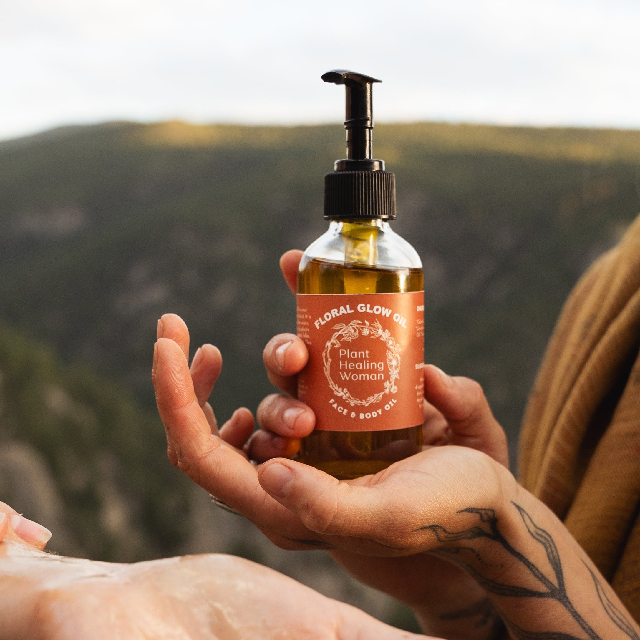 🎁 Floral Glow Oil (100% off)